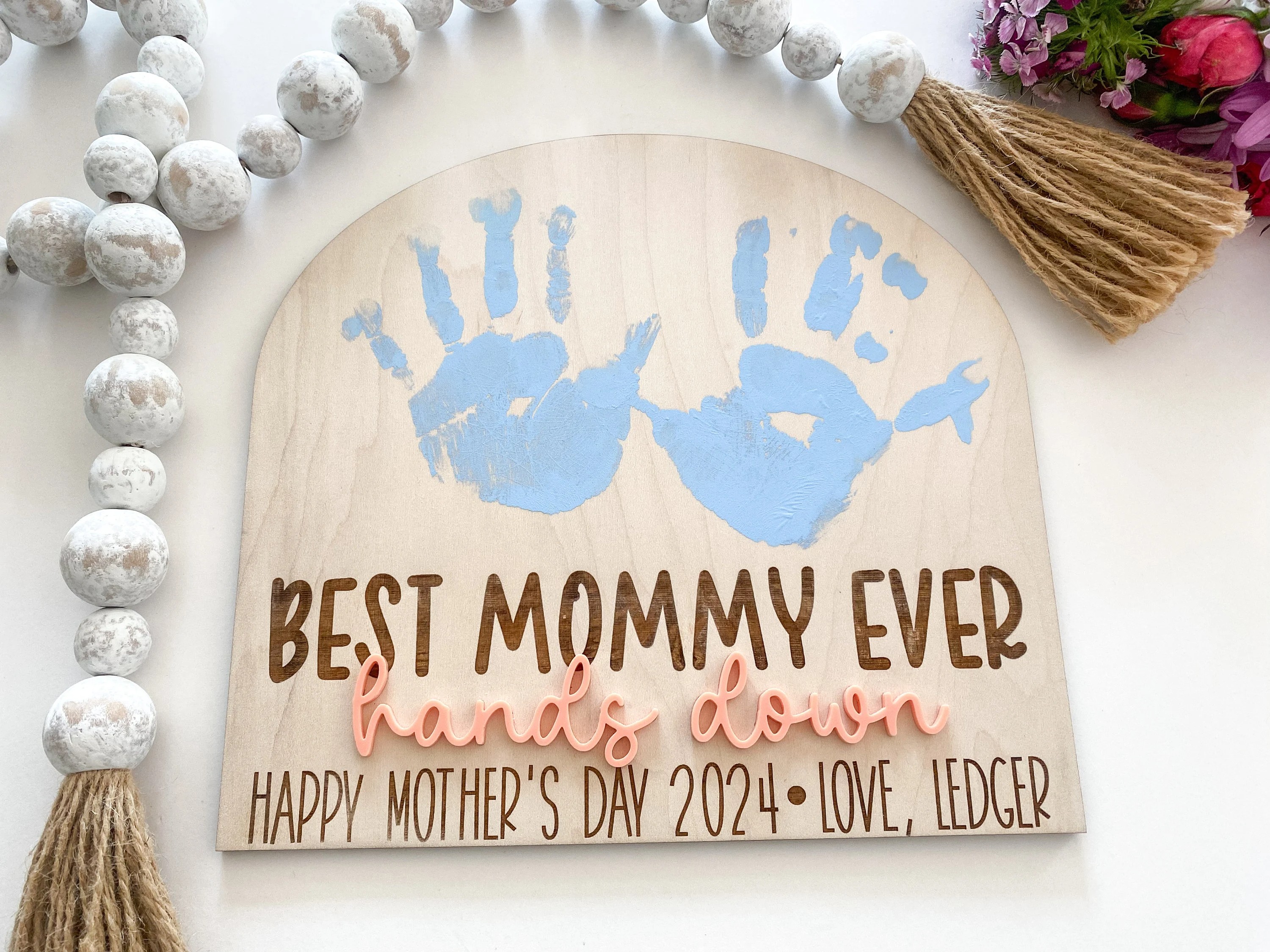 Personalized Best Mommy Ever Hands Down Wooden Handprint Sign - Custom Mother's Day Gift with Kids Handprints, Unique Mom Keepsake for Wall Decor