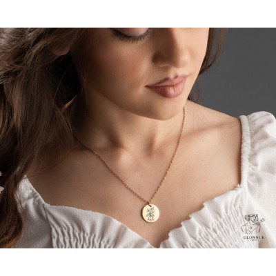 Custom Birth Flower Name Necklace | Personalized Disc Pendant | Minimalist Gold Jewelry Gift for Her, Mom, Bridesmaid